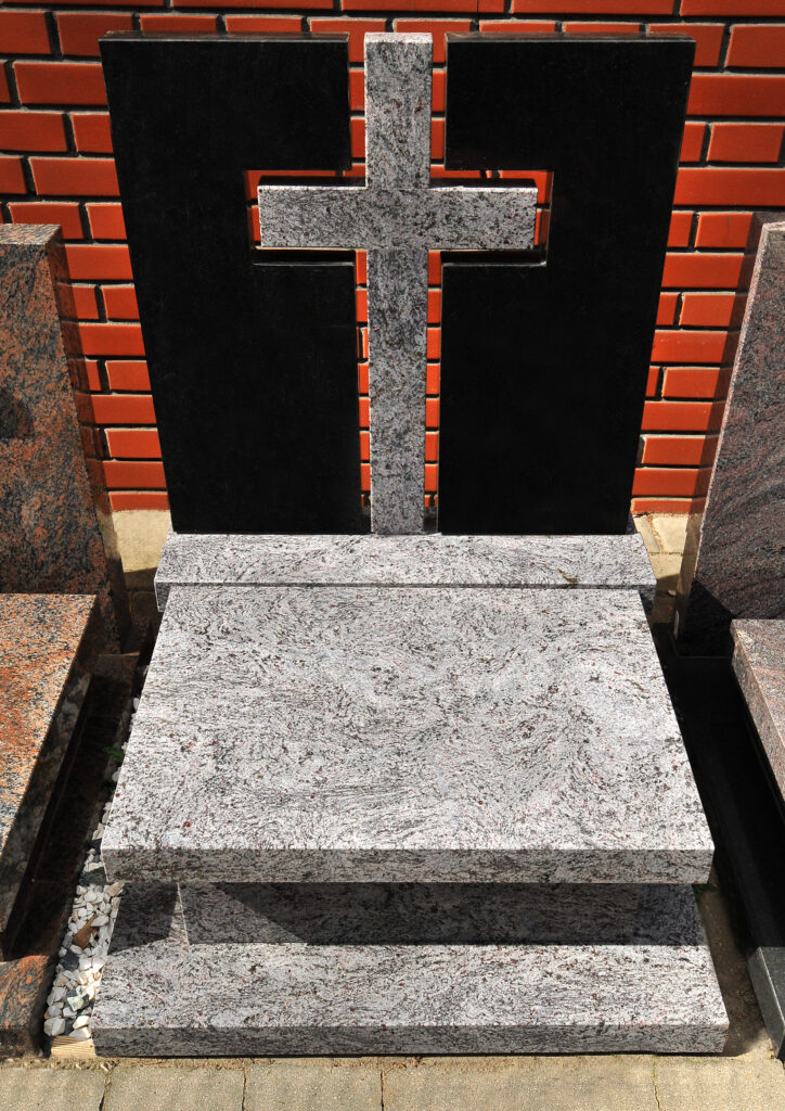 Nagrobek z ekspozycji Warszawa, ul. Wólczyńska 260 o numerze BP095