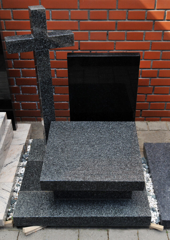 Nagrobek z ekspozycji Warszawa, ul. Wólczyńska 260 o numerze BP099