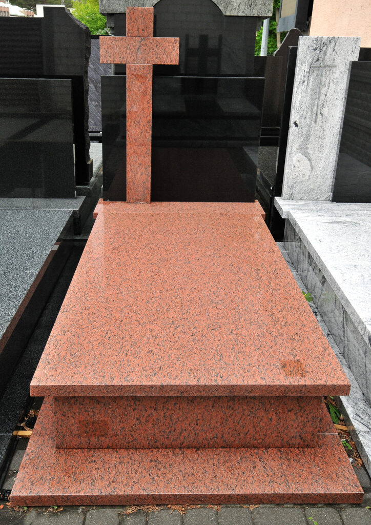 Nagrobek z ekspozycji Legionowo, ul. Targowa róg Wyszyńskiego o numerze LG011