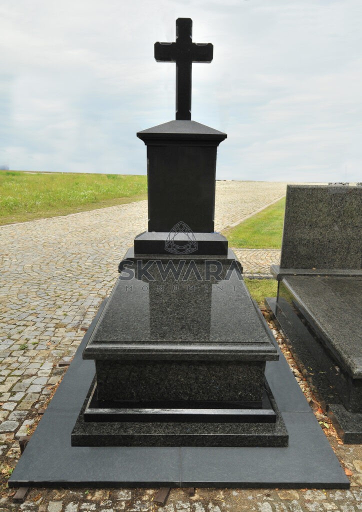 Nagrobek z ekspozycji Wyszków, ul. Pułtuska 177 o numerze PL001
